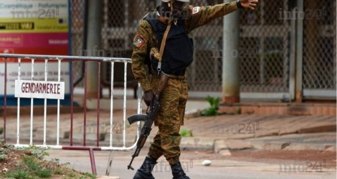 Burkina Faso : des terroristes tuent 2 hommes accusés de collaborer avec des militaires